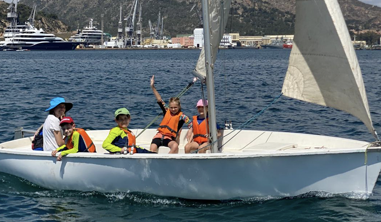 Escuela de Vela pesca ragata